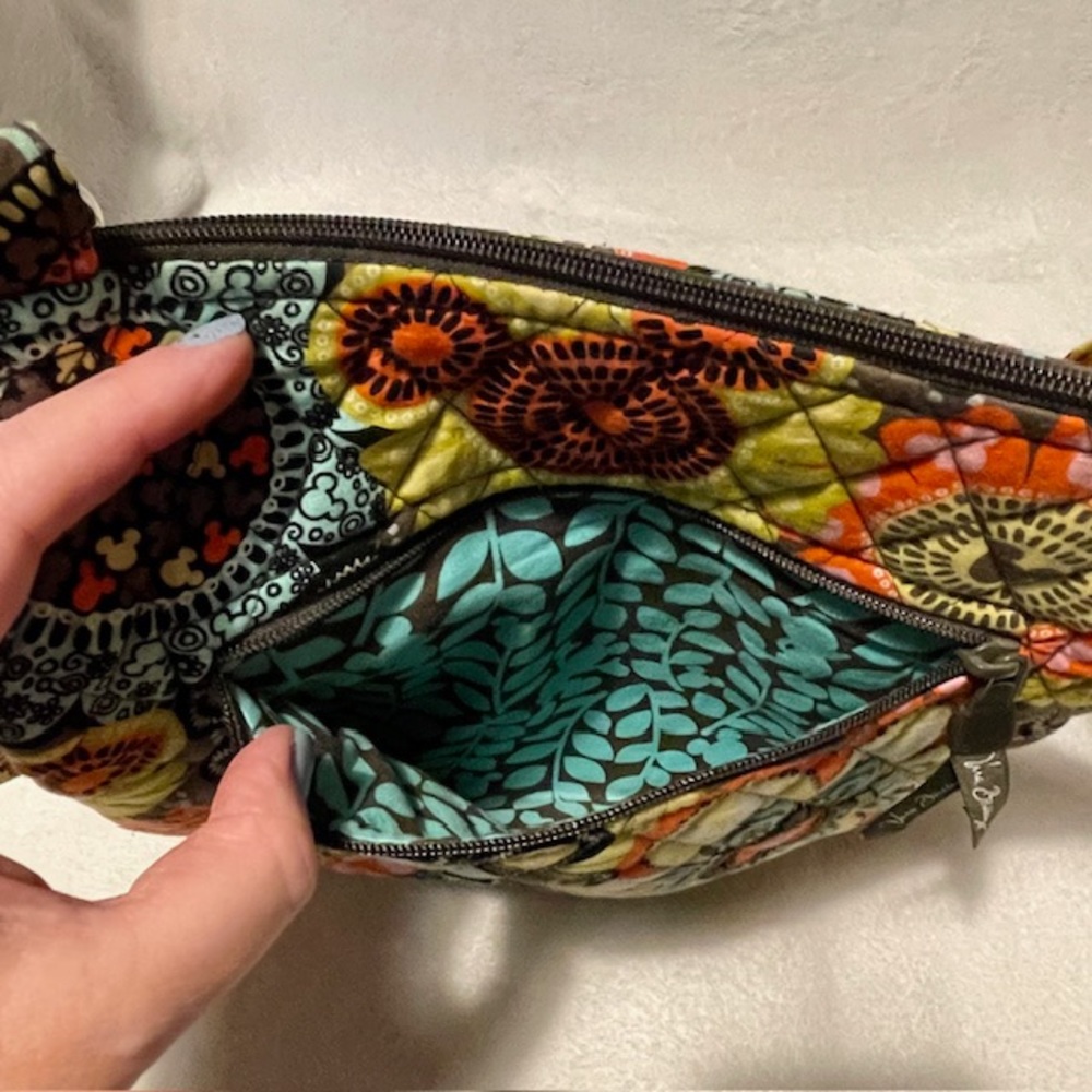 Vera Bradley Disney Mickey’s Perfect Petal Crossbody Bag - Picture 5 of 16